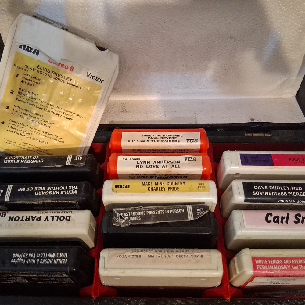 Vintage 8-Track Tape Collection - Multicolor
